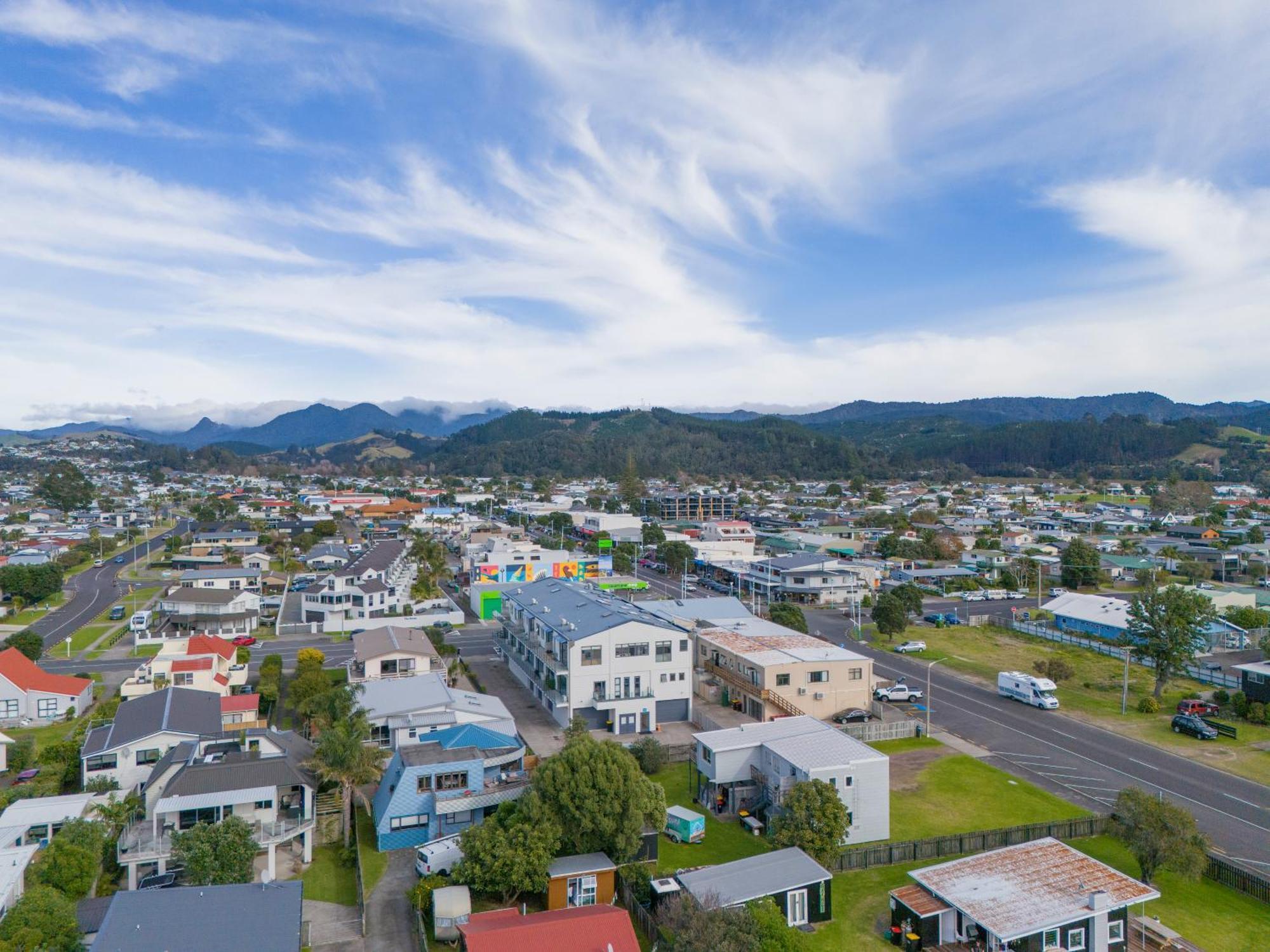 Coast Awhile - Whangamata Holiday Home Esterno foto