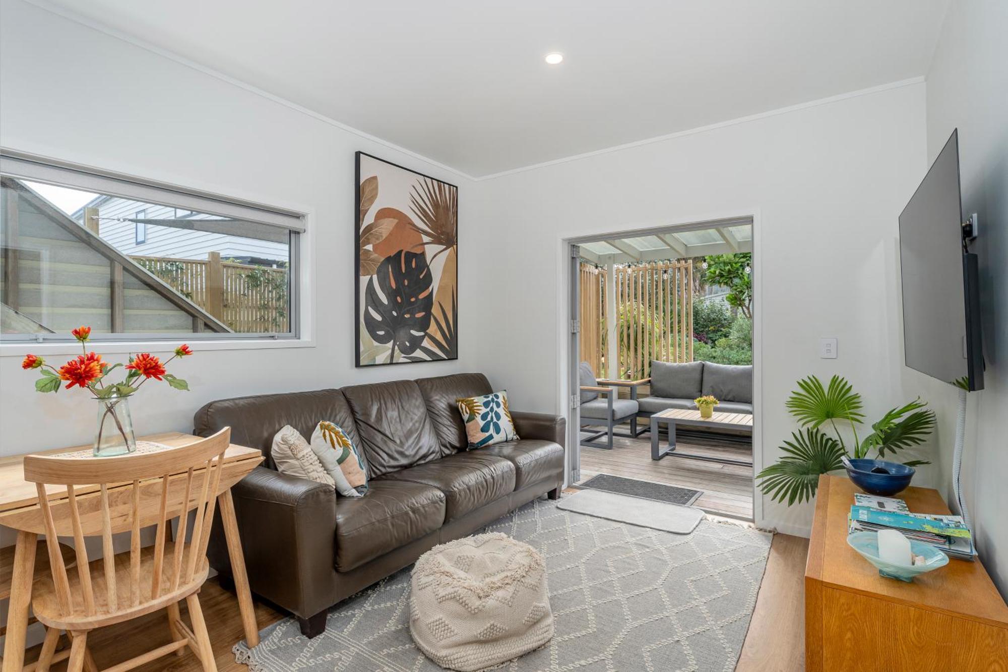 Coast Awhile - Whangamata Holiday Home Esterno foto