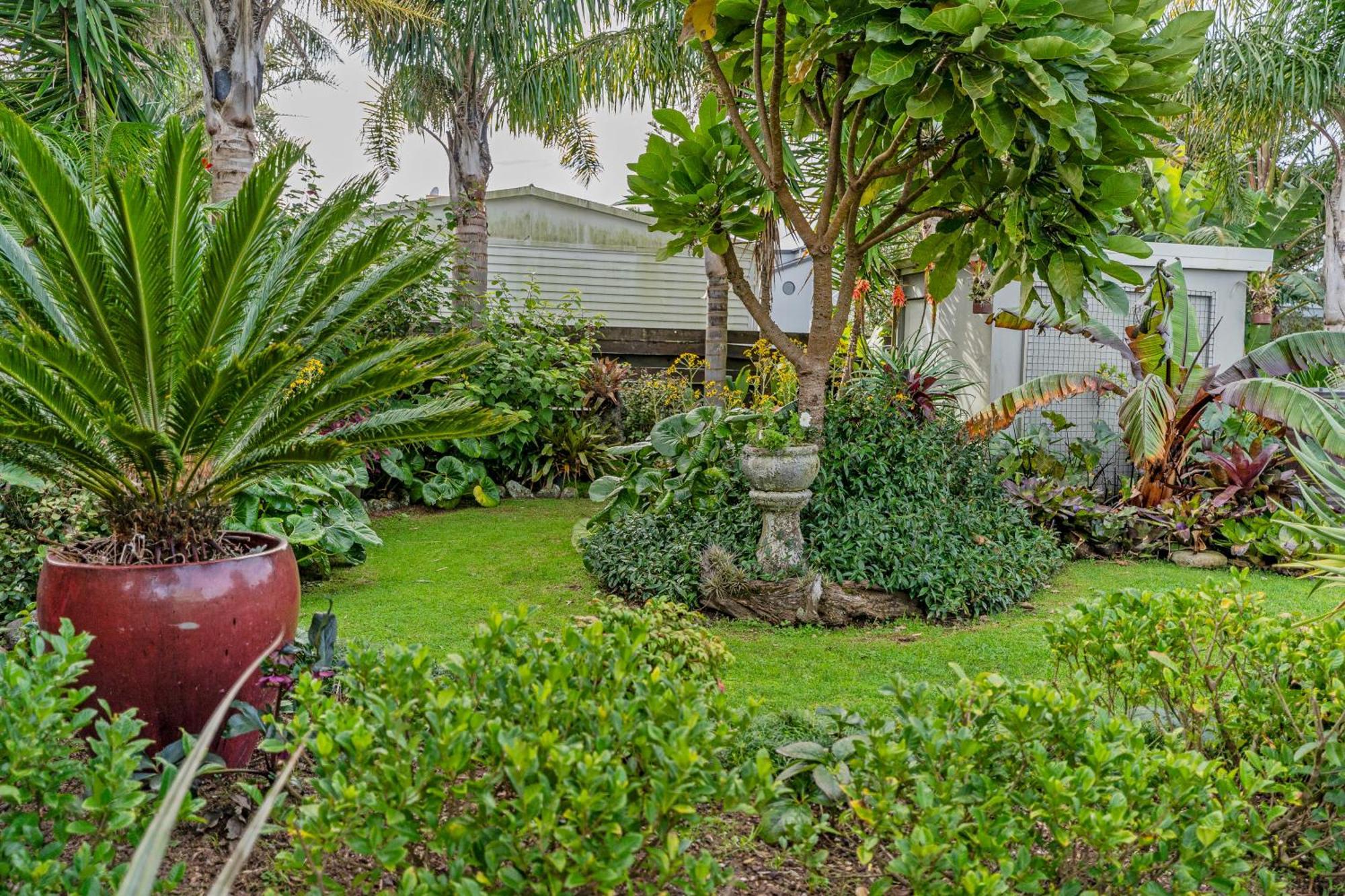 Coast Awhile - Whangamata Holiday Home Esterno foto